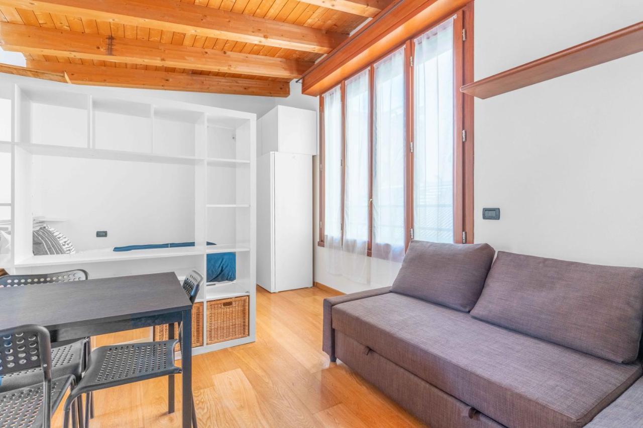 Mo37 Loreto- Duomo - Chic Apartment Milan Luaran gambar